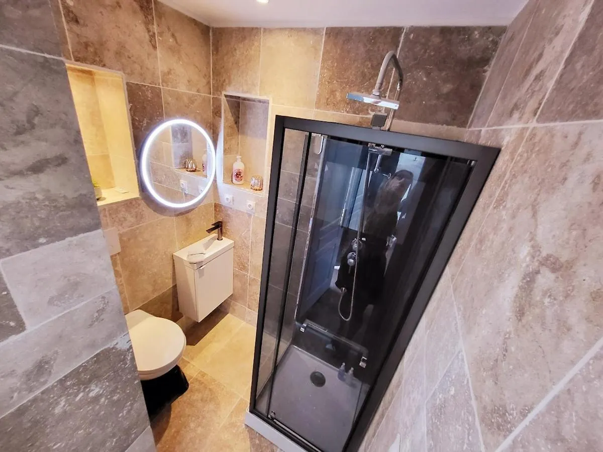 Daire Le Bartayres 1 T3 En Souplex, Terrasse, Centrale Lourdes